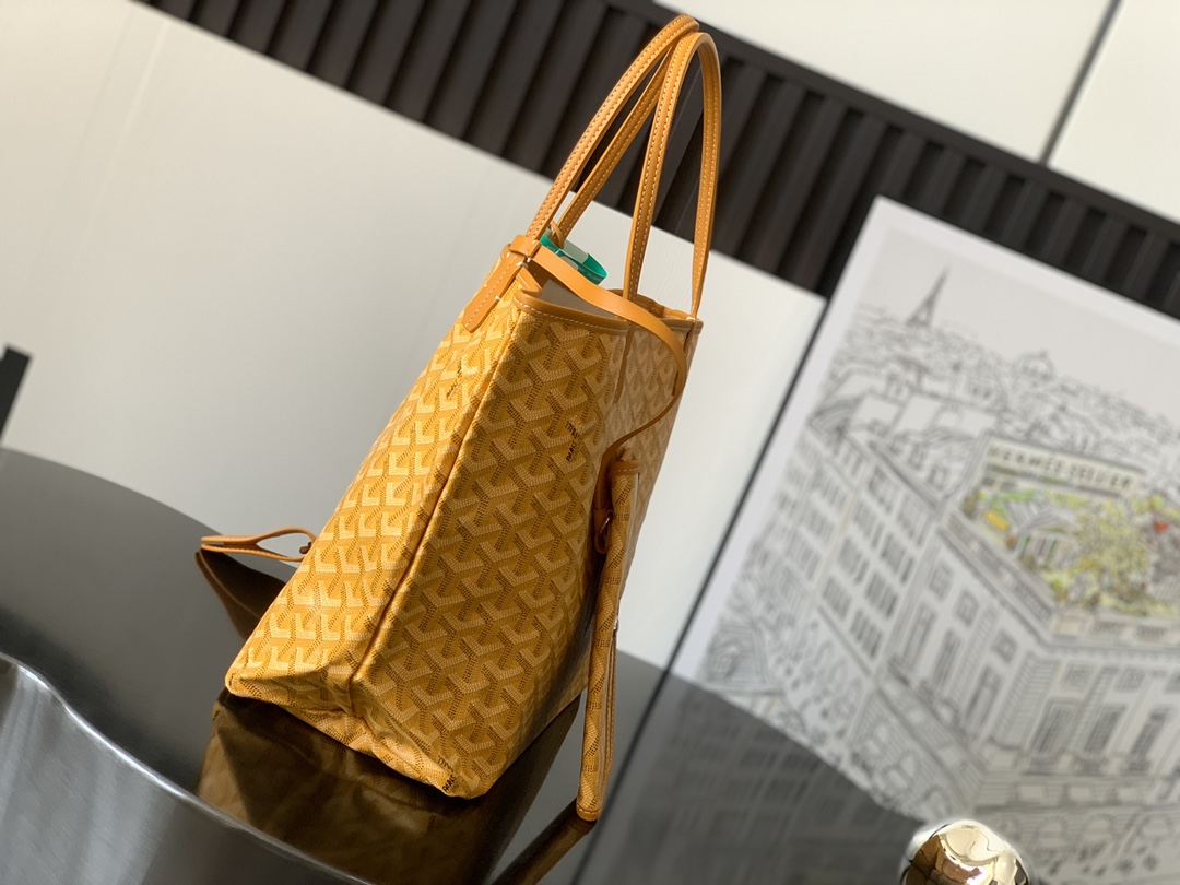 Saint Louis PM Tote Bag In Yellow